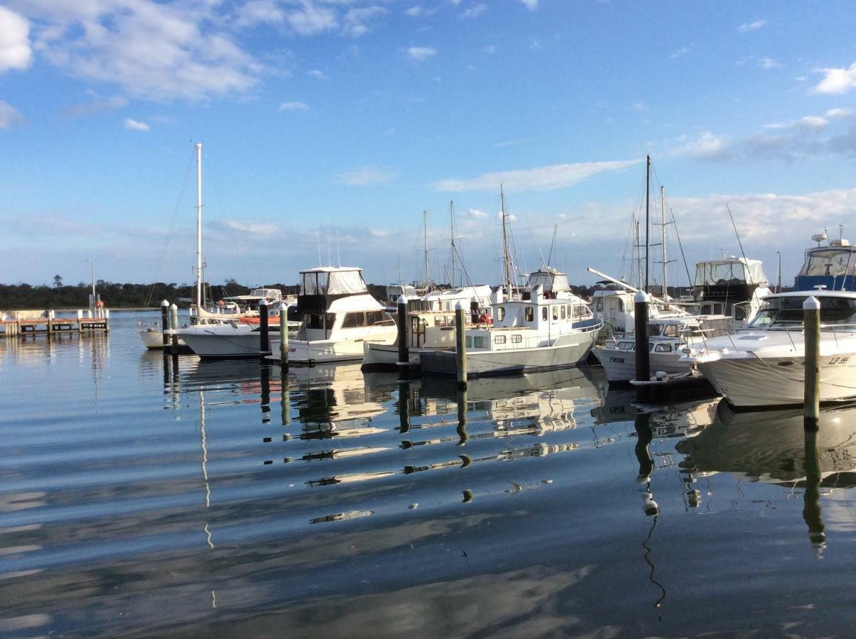 Villa Lakes Entrance Views Exterior foto